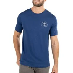 TravisMathew Men&apos;s Shock And Awe T-Shirt