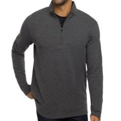 TravisMathew Men&apos;s Cloud Waffle 1/4 Zip Pullover