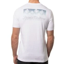 TravisMathew Men&apos;s Big Mouth Bass Shirt -Best Golf Sale Store 9821551 800 auto